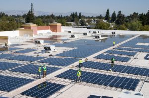 A solar installation at a Walmart store in Mountain View, CA. Credit: Walmart