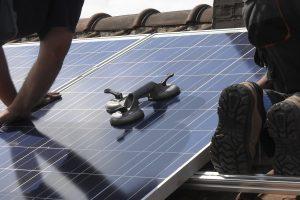 Does-the-US-still-need-the-solar-tax-credit